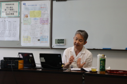 富塚中学校で浜松の良いところ、勉強の意義についてお話しました